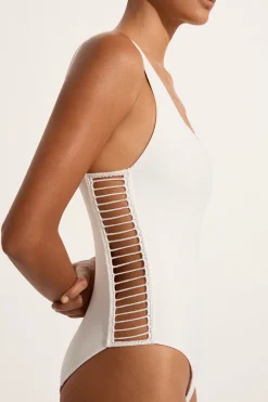 ACACIA Bordeaux crochet full piece in pikake