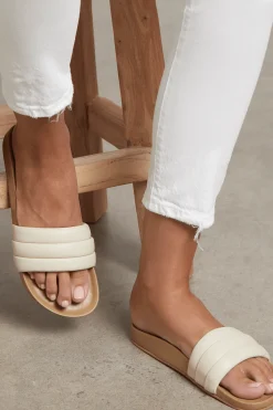 Beatrice Valenzuela classic sandalia in shell