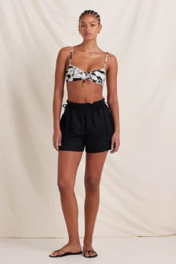 Peony Weekend Short - Noir